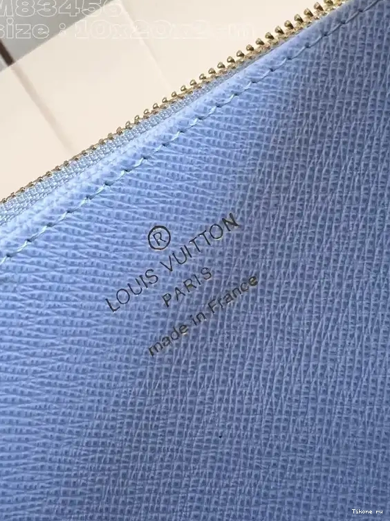 Cheap cm WALLET-10*20*2 VUITTON LOUIS ZIPPY 0527